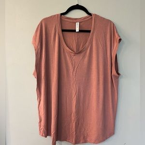Athleta Cloudlight Stratus Tee- Flora Mauve
